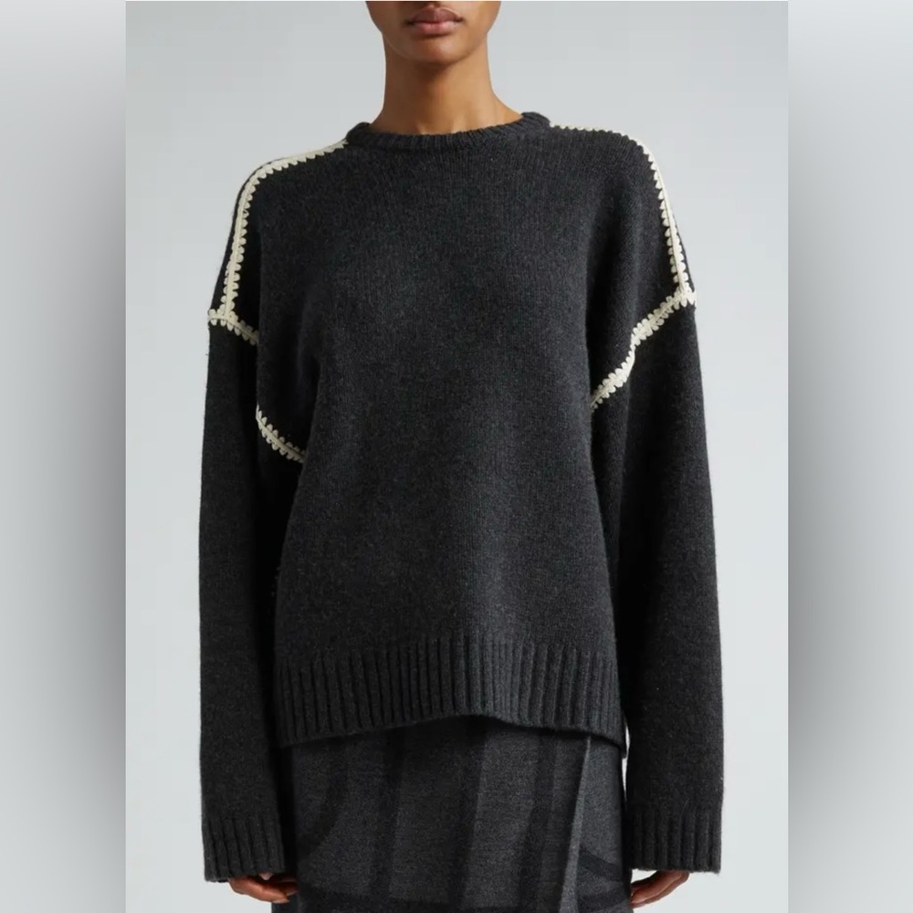 Small Toteme Embroidered wool and cashmere sweater